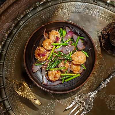 Вок с гребешком в Гранат по цене 2099 ₽