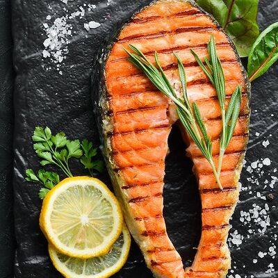 Стейк семгив На углях по цене 2215 ₽