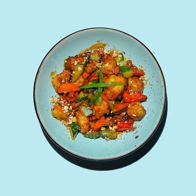 Цыпленок гунбао в CRGO по цене 510 ₽