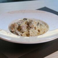Паста с курицей и грибами в Buffet