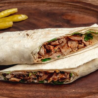 Шаурма с курицей в ШАШЛЫК39 по цене 450 ₽