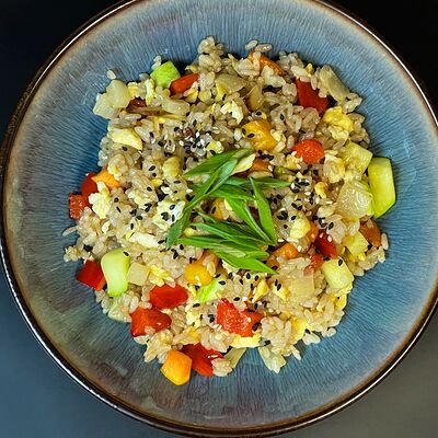 Чесночный рис в Yummy Sushi по цене 470 ₽