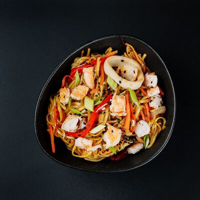 Удон с морепродуктами в Суши скат по цене 610 ₽