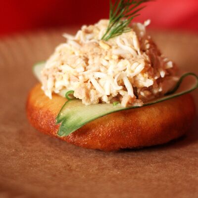 Пышка тунец с яйцом в Пышечная по цене 149 ₽