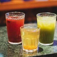 Матча тоник в Surf Coffee x Arena