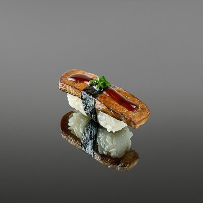 Суши фуа-гра в OUGI по цене 570 ₽