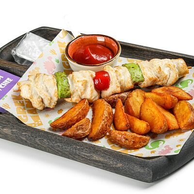 Шашлычок куриный с картофельными дольками в Семейный ресторан Mr Grek по цене 530 ₽