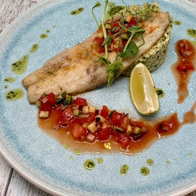 Филе сибаса с зеленым ризотто в Сова по цене 815 ₽