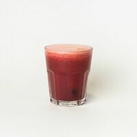 Чай Ягодный большой в Crop. Coffee & Smoothie Bar