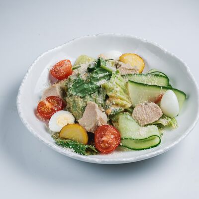 Салат с печенью трескив Кайфын по цене 650 ₽