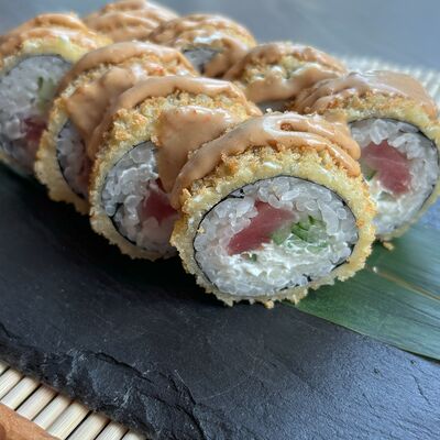 Пакно-ролл Угорь, лосось в Uminami по цене 760 ₽