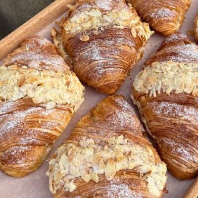 Тюссон Миндаль в Kraffin Bakery по цене 447 ₽