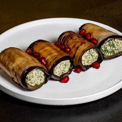 Рулет из баклажанов в Домашняя кулинария по цене 380 ₽