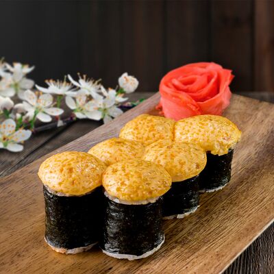 Запеченный мини-ролл с лососем в Вкусные Суши Premium по цене 264