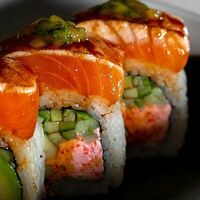 Филадельфия татаки с сальсой из манго (4 шт.) в More More