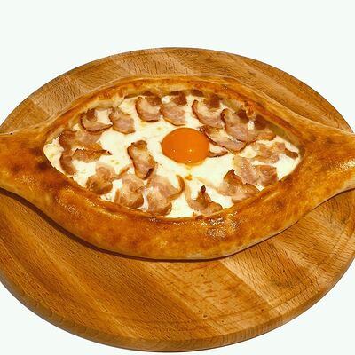 Хачапури по-аджарски с беконом макси в Добрая кухня по цене 849 ₽