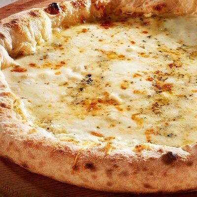 Пицца Четыре сыра 26 см в Pizzarella36 по цене 860 ₽