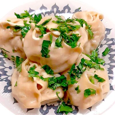 Манты с мясом в Европа по цене 225 ₽