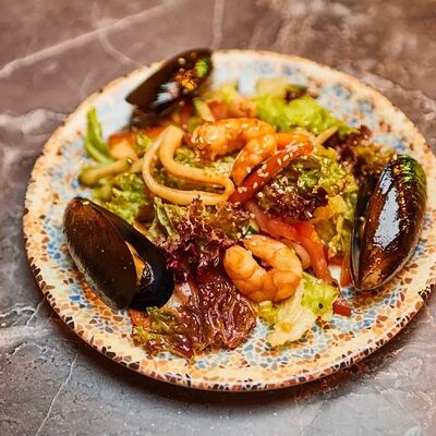 Лёгкий с морепродуктами в Maki Family по цене 399