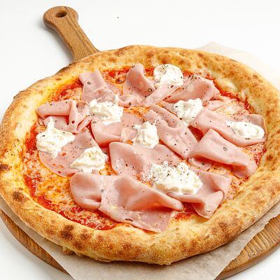 Пицца с мортаделлой и страчателлой в Эй, Джованни! по цене 845 ₽