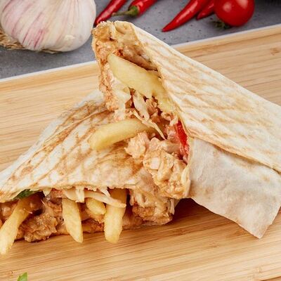 С картофелем фри в Sweetok shawerma по цене 448 ₽