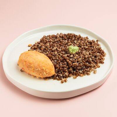 Котлета куриная с гречей в Кекслав по цене 470 ₽