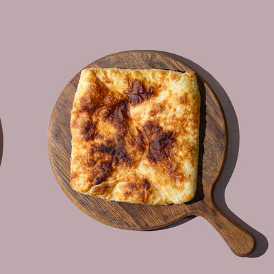 Пеновани слоеное тесто в Хачапури и вино по цене 285 ₽