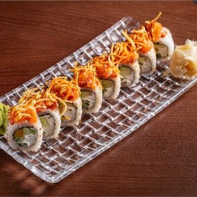 Ролл лосось-сладкий чили в Nautilus по цене 1024 ₽