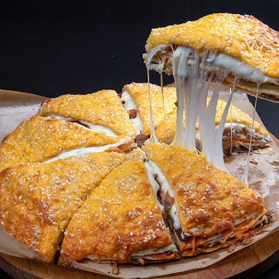 Пицца Халяль в Crazy Brothers по цене 2030 ₽