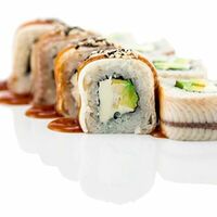 Ролл Канада в Sushi scorpion premium