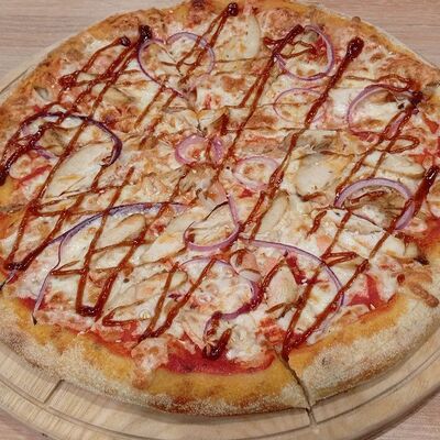 Пицца Барбекю в Чайханакебаб по цене 899 ₽