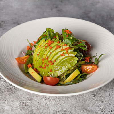 Салат Зеленый микс Авокадо грин в Море Есть по цене 840 ₽