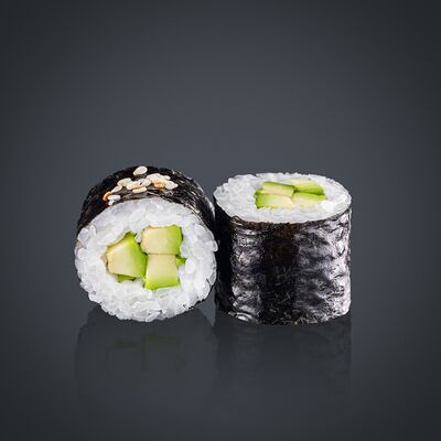 Ролл с авокадо в Wok & Roll по цене 280 ₽