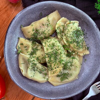 Вареники с картофелем и грибамив LEMONADE по цене 189 ₽