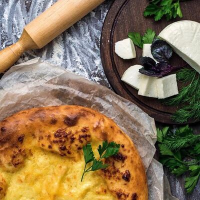 Хачапури по-мегрельски в Осетинские пироги по цене 750 ₽