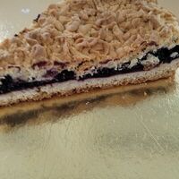 Пирог с Вишней из песочного теста в Пекарня Саида