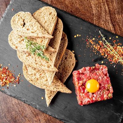 Тартар из говядины в Clever Irish Pub по цене 34 р.