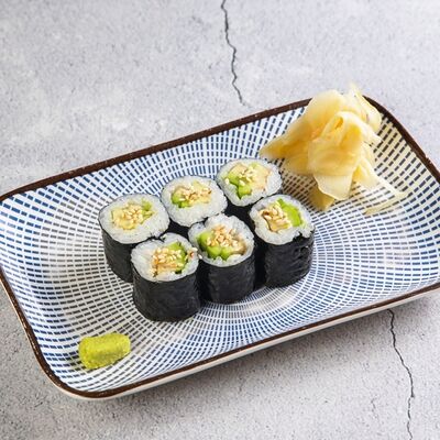Ролл с авокадо в Эбби Noodles & Sushi Bar по цене 310