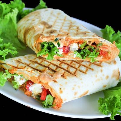 Шаурма с курицей в Кебаб хаус по цене 395 ₽