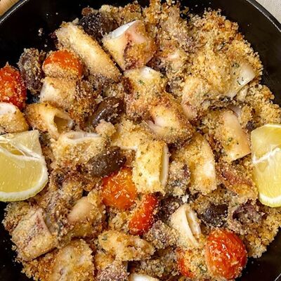 Запеченные бейби-кальмары Gratinati в L'angolo Italiano по цене 35 р.