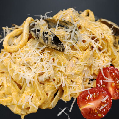 Том ям в Пицца vs Роллы по цене 470 ₽