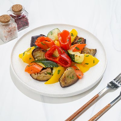 Овощи запечённые в Магбургер & Братья Караваевы по цене 430 ₽