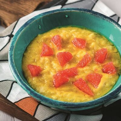 Рисовая каша на кокосовом молоке с грейпфрутом и соусом манго в Маймун по цене 350