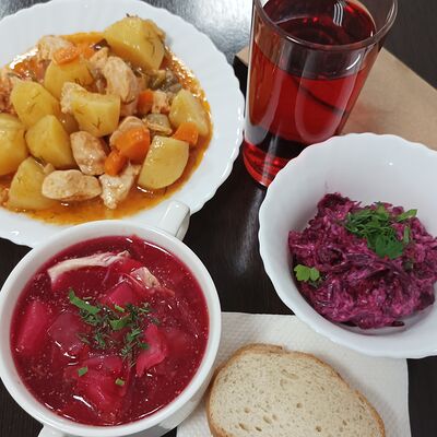 Бизнес-ланч №5 в Столовая Граффити по цене 580 ₽