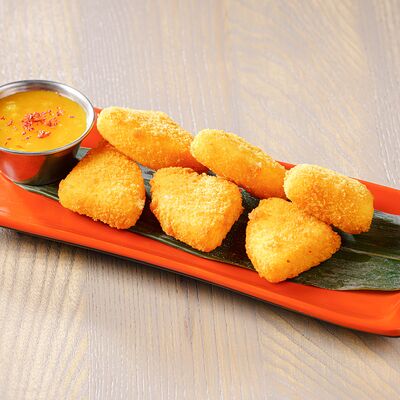 Жареный сыр с ягодным соусом в Friend Zone Гвоздь по цене 375 ₽