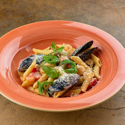 Паста с мидиями и цукини в Ели-Пили по цене 650 ₽