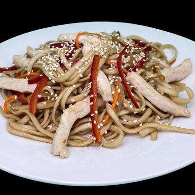 Удон с курицей в IONOTO по цене 420 ₽