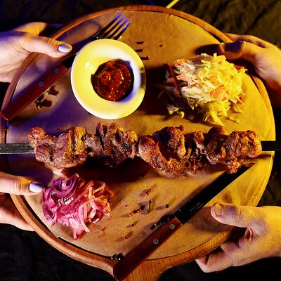 Шашлык куриный в Рыцарь Beer по цене 790 ₽