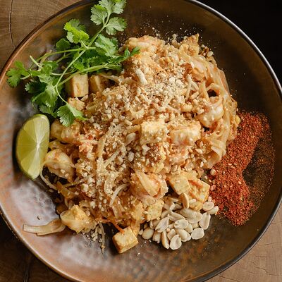 Пад Тай с креветками в Green 28 по цене 590 ₽