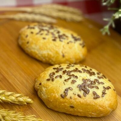 Бездрожжевой пирожок с грибным жюльеном в МакоФФка Вкуса по цене 84 ₽